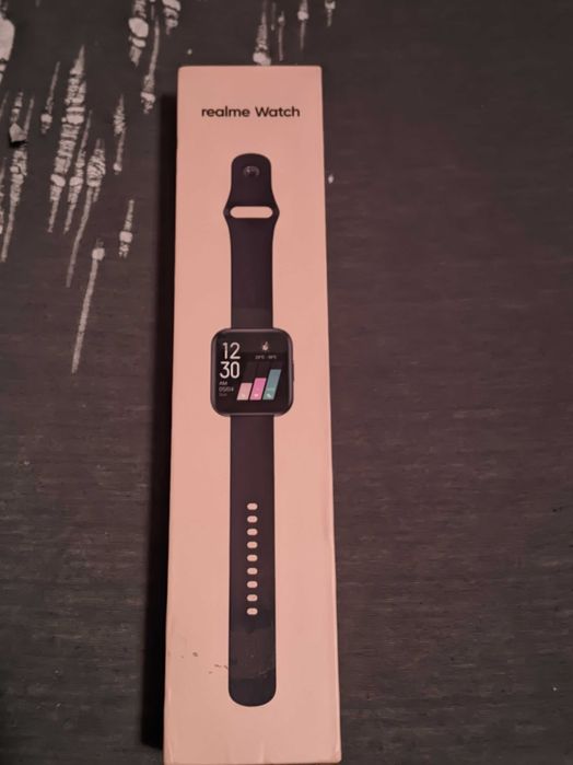 Часовник realme watch