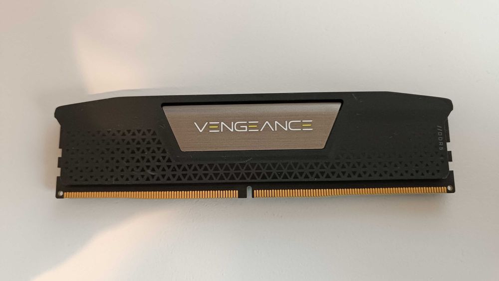 RAM памет Corsair Vengeance DDR5 16GB