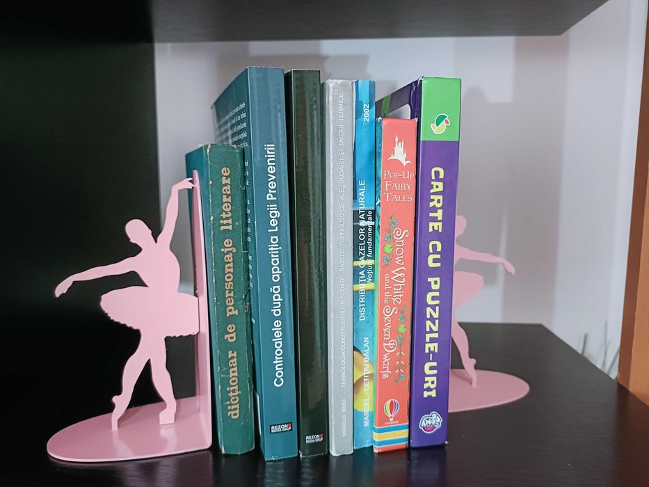 Suport lateral pentru cărți