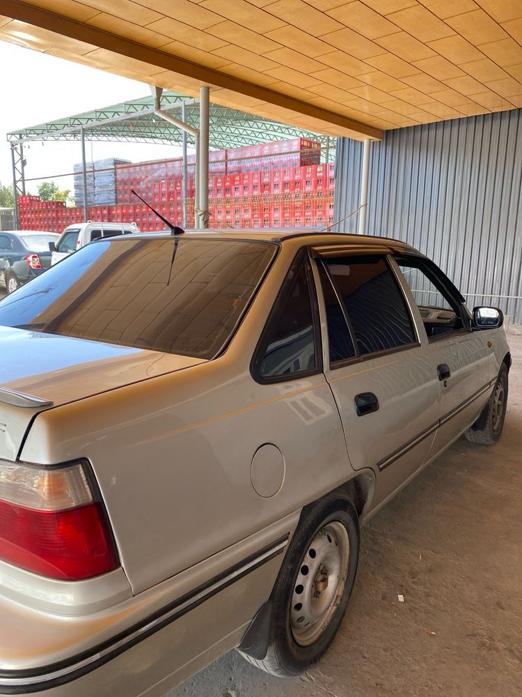 Nexa 1 idiyal dons 2007