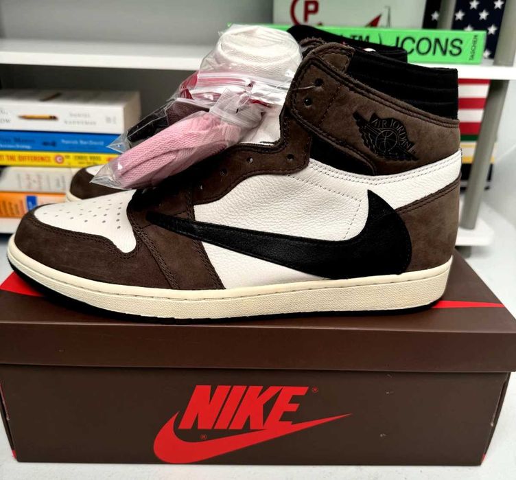 Adidasi Travis Scott Cactus Jack Nike Air Jordan 1 - NEW