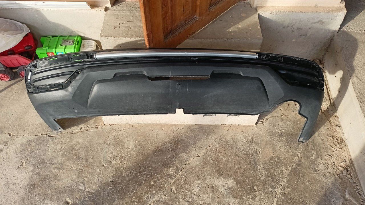 Продам задний бамфер от HAVAL M6.