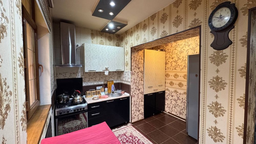 Продаётся 4 ком; 90м2 Ц-5 ор-р: на Небе, Gentlemen’s pub