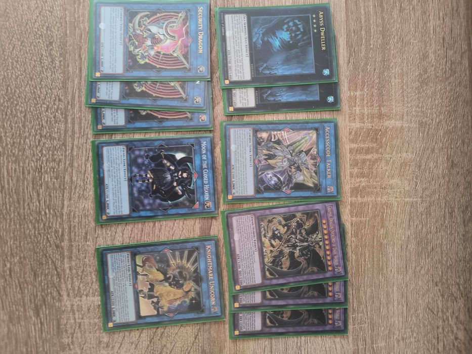Yu-gi-oh Dark World deck - Оптимизиран (с sleeves)