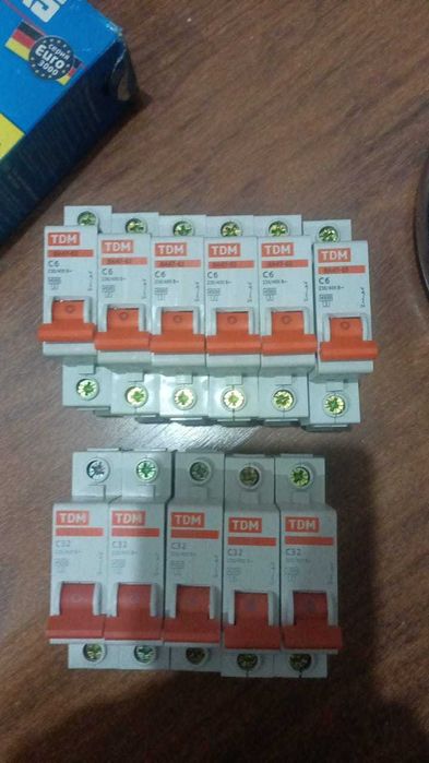 продам новые электро автоматы