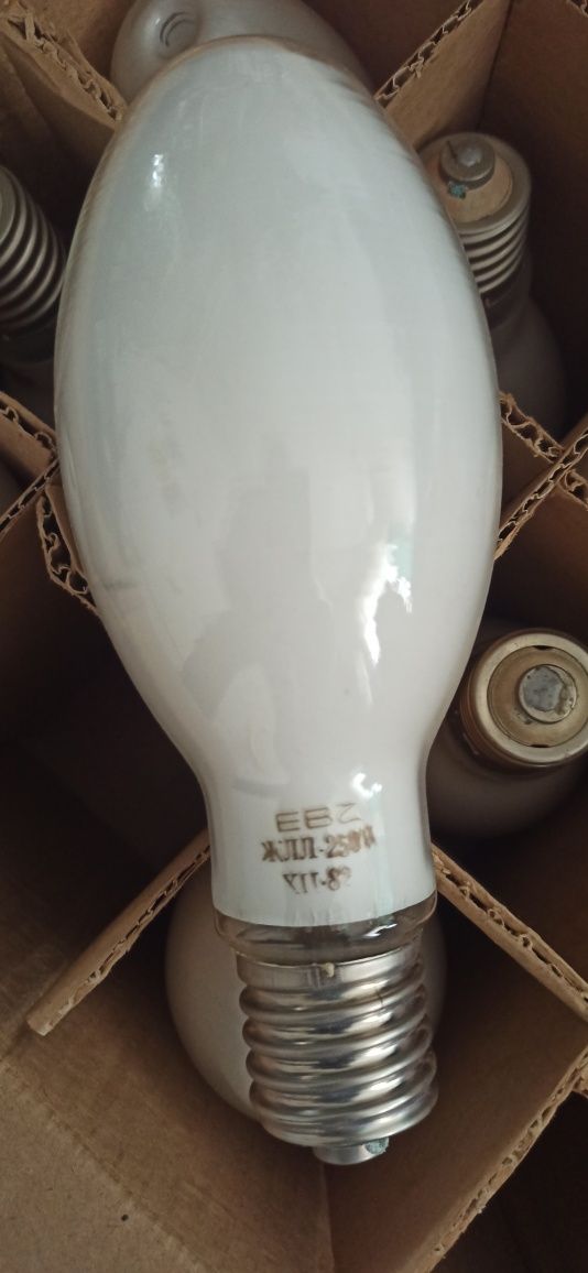 Живачни лампи 250W