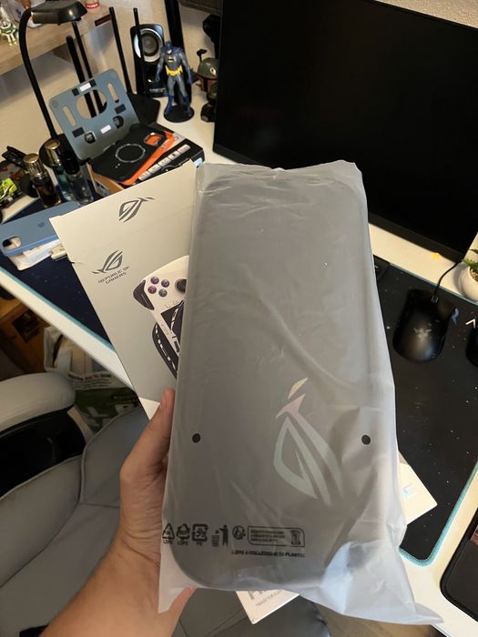 Husa Republic of Gamers Asus  Nou!