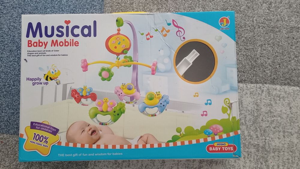 Carusel muzical pentru bebelusi