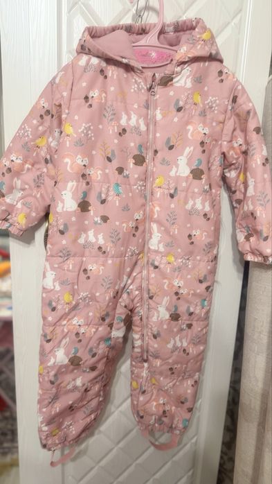 Продам детский комбинезон на девочку!
