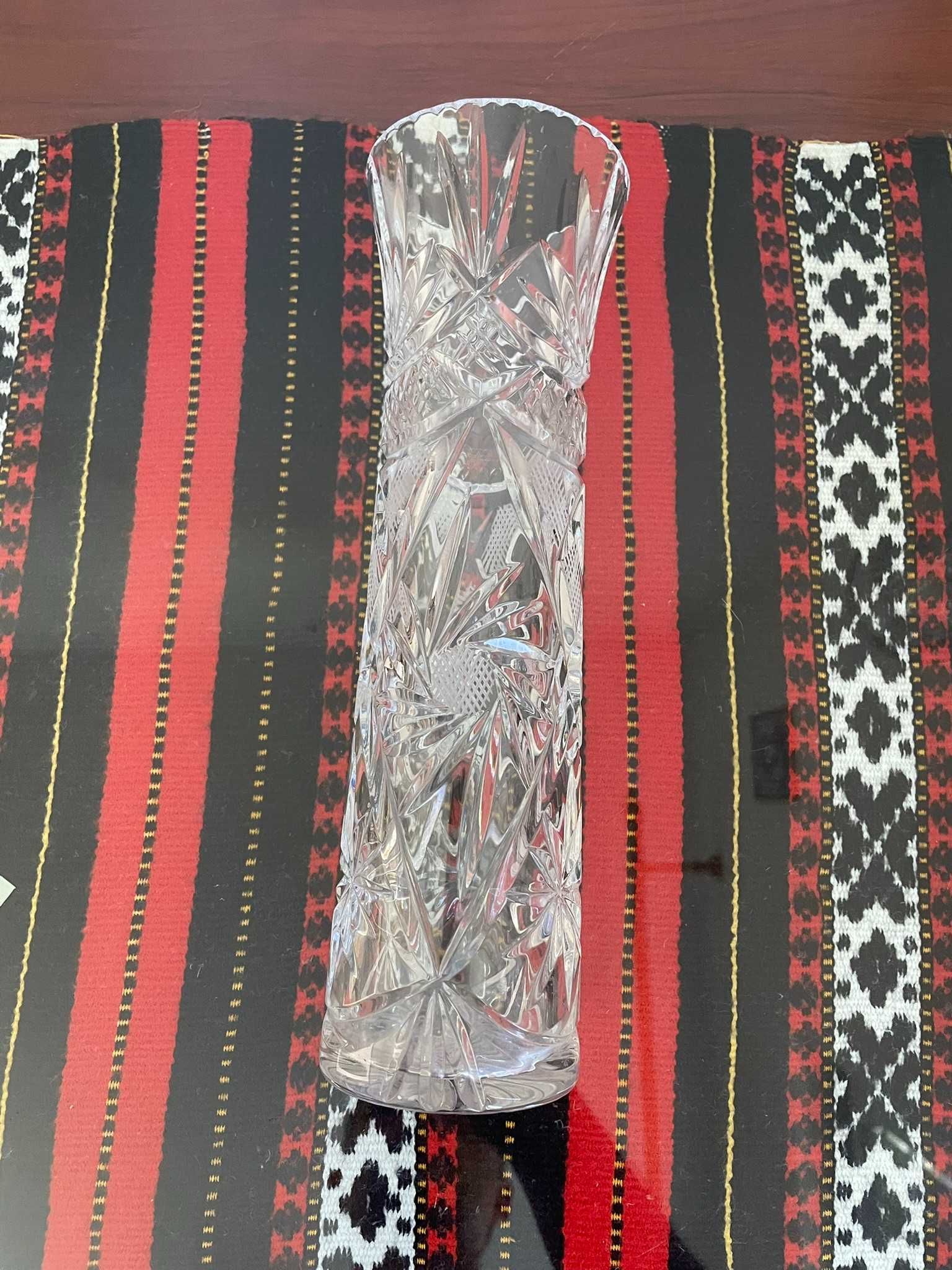 Vaza din Cristal - noua