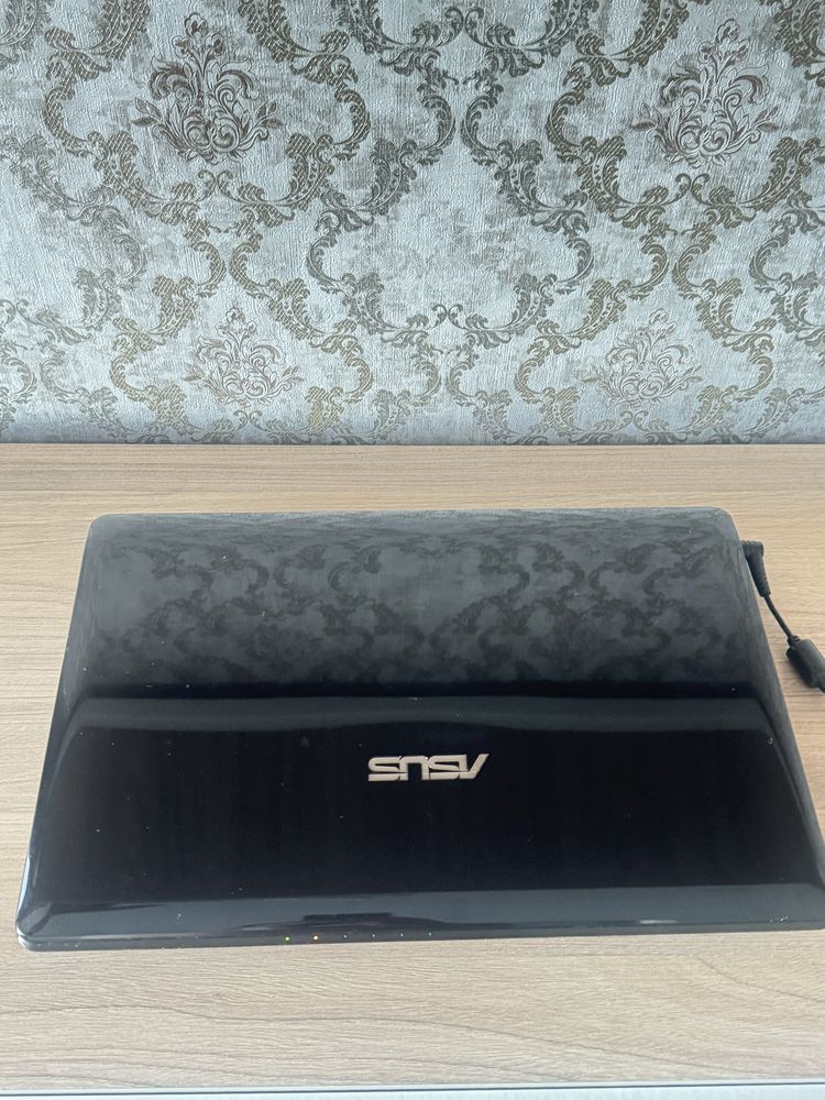 Ноутбук  asus для работы