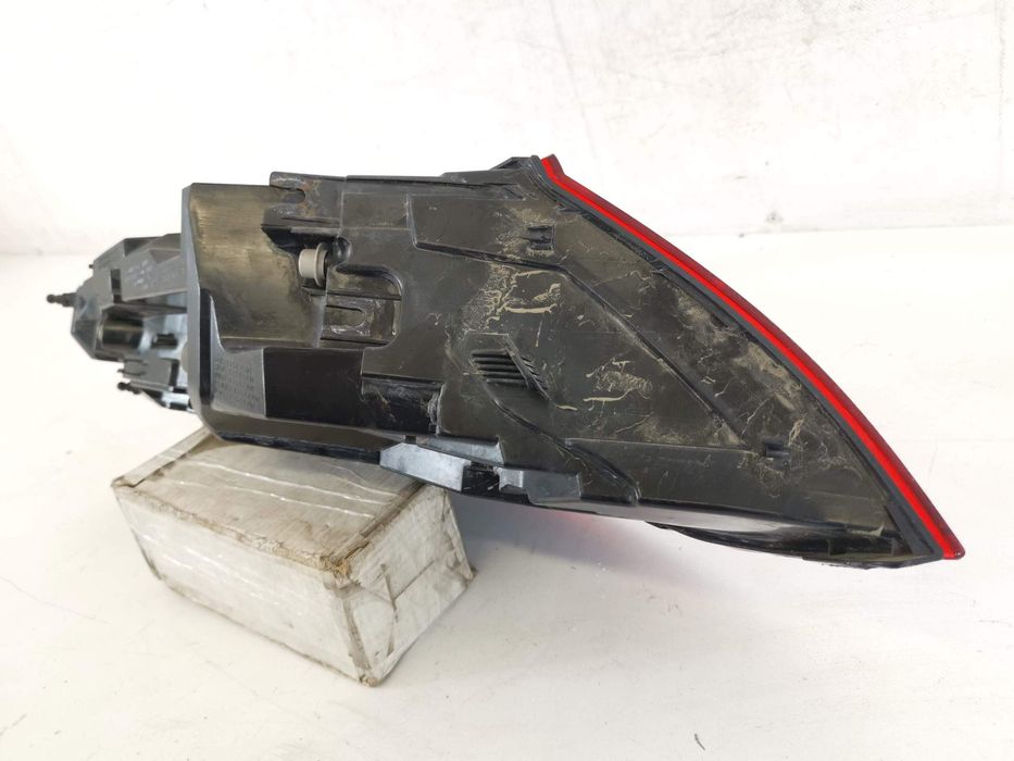 Стоп Десен Заден Лед Ауди ТТ / Audi TT 8S [ - ] Оригинален