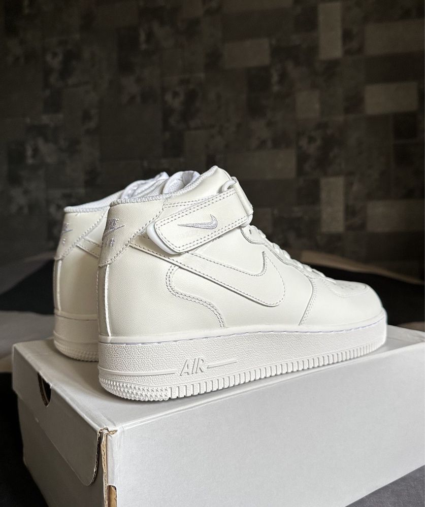 Nike Air Force 1 Mid (44)