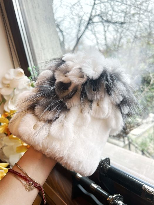 Caciula blana (tip fes)