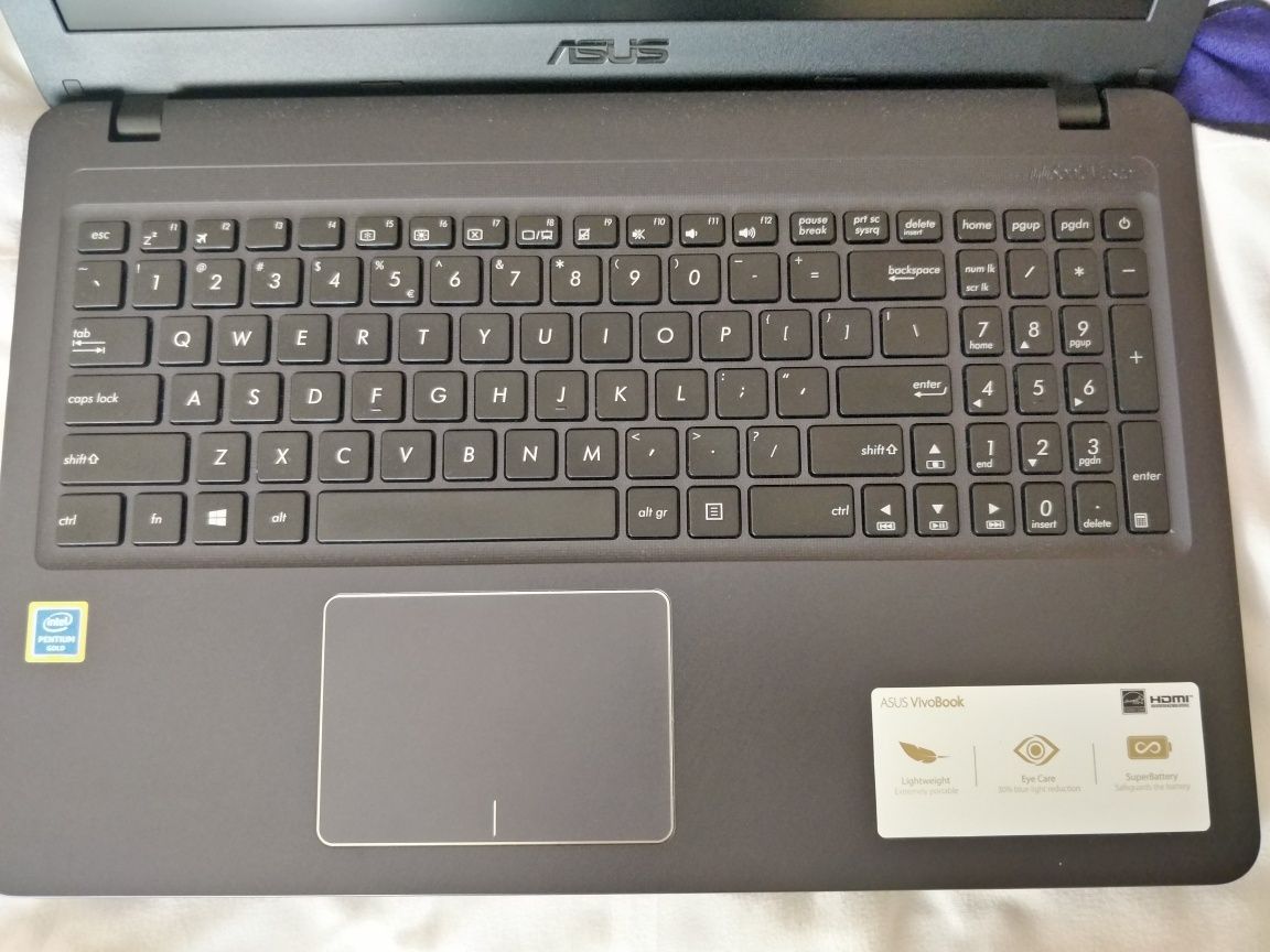 Laptop ASUS X543UA