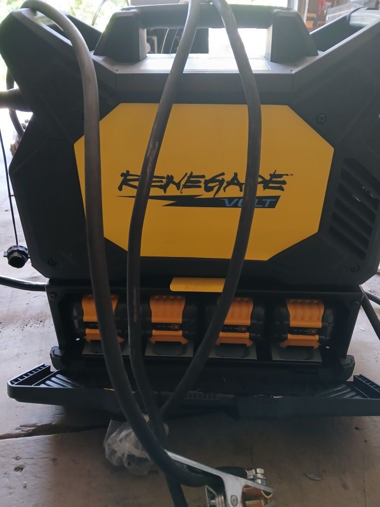 ESAB Renegade VOLT ES 200i