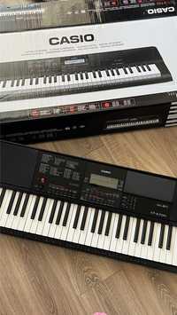 Синтезатор CASIO CT-X700