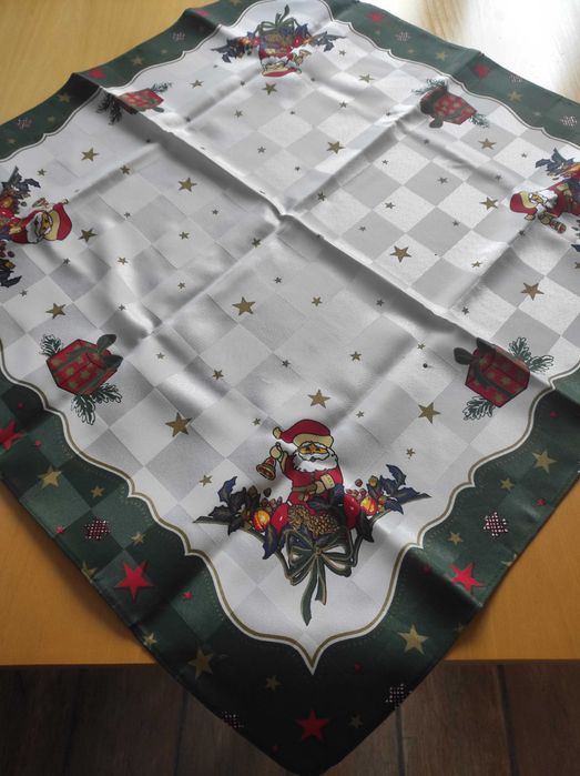 Нови красиви коледни покривки, 75/75 см 70/70 см, тишлайфери 80/35 см
