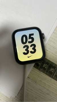 Продается apple watch  4 44mm