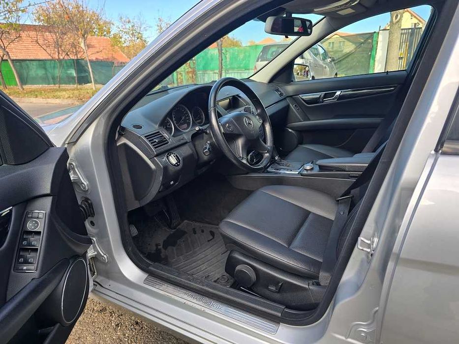 Mercedes C180 Kompresor, Klimatronic, Incalzire scaune, Full options