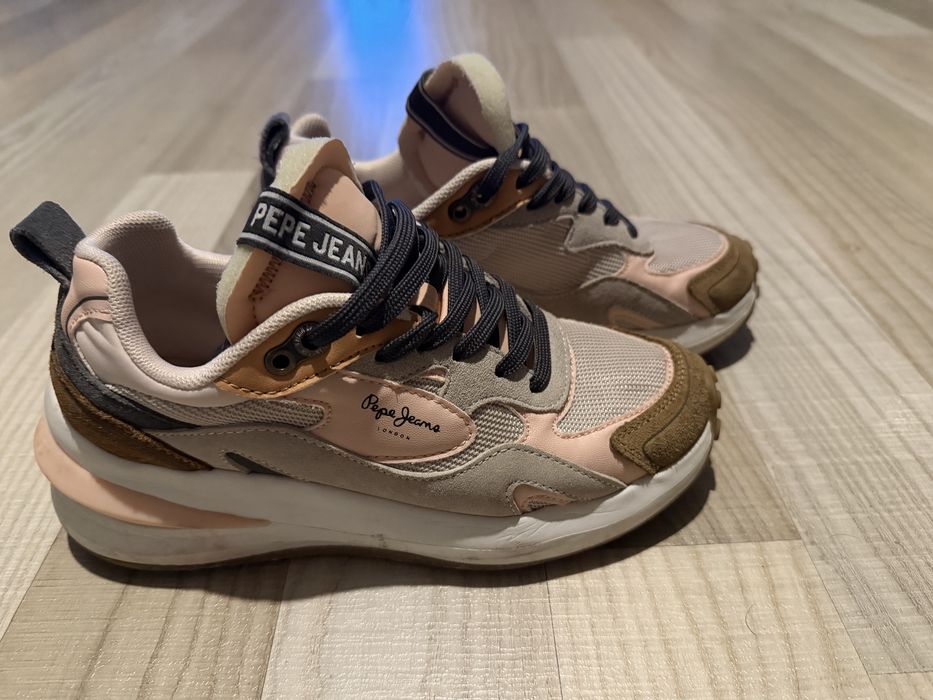 Pantofi sport piele si textil