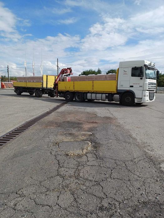 Vand camion DAF XF 105  cu macara MKG HLK 195 HP  an 2010