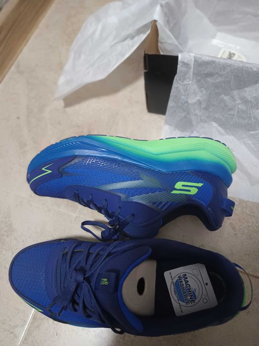 Маратонки Skechers, размер 41,