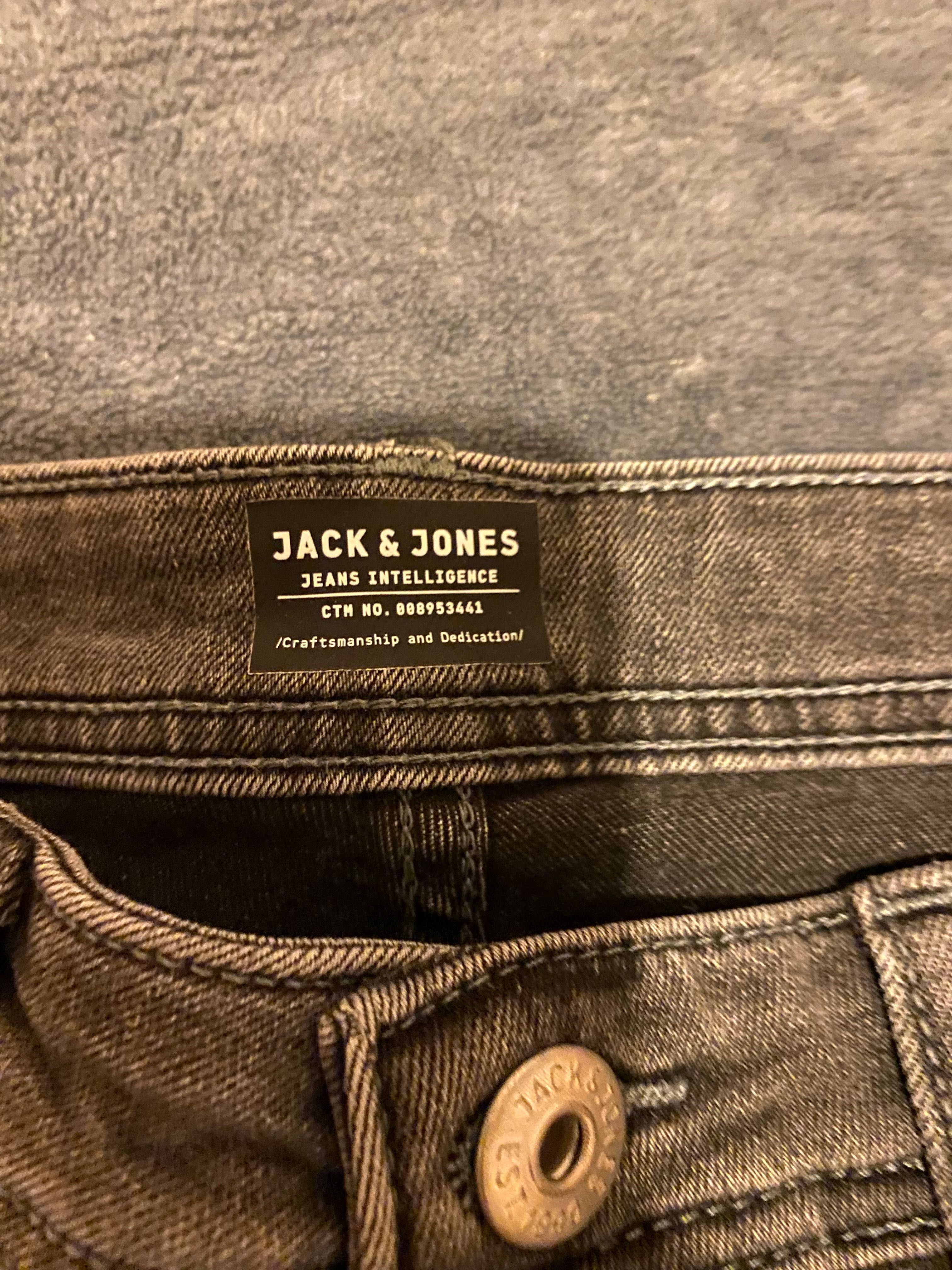 Нови дънки/Jack&Jones/сиви