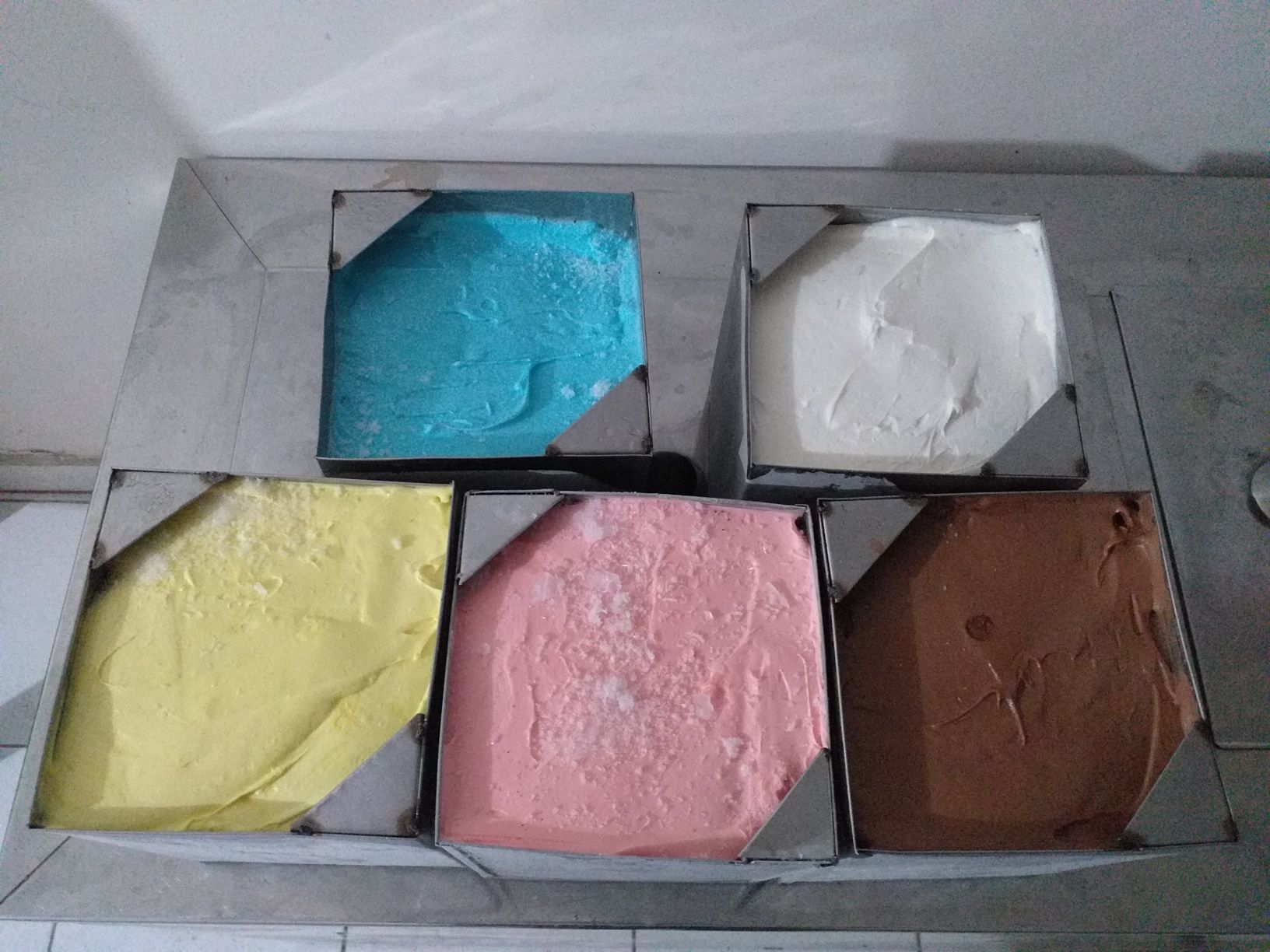Muzqaymoq biznes sotiladi bartergaham bor yaxshi biznes izlagan uchun