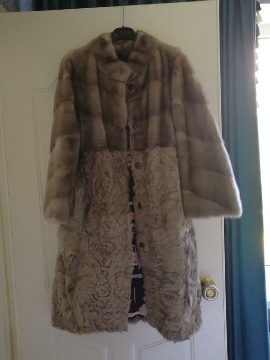 Шуба из норки и каракуля