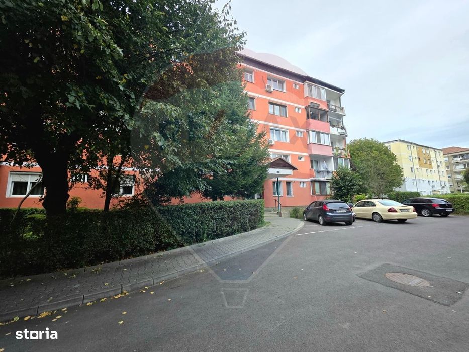 Apartament 3 camere etaj 2 confort 1