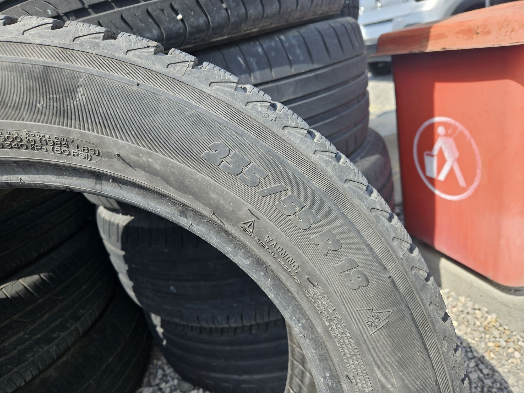 Зимни гуми  MICHELIN 235/55/18