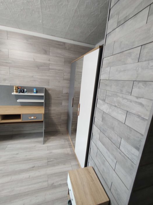 Професионален монтаж и демонтаж на мебели и ламинат (подов и стенен)