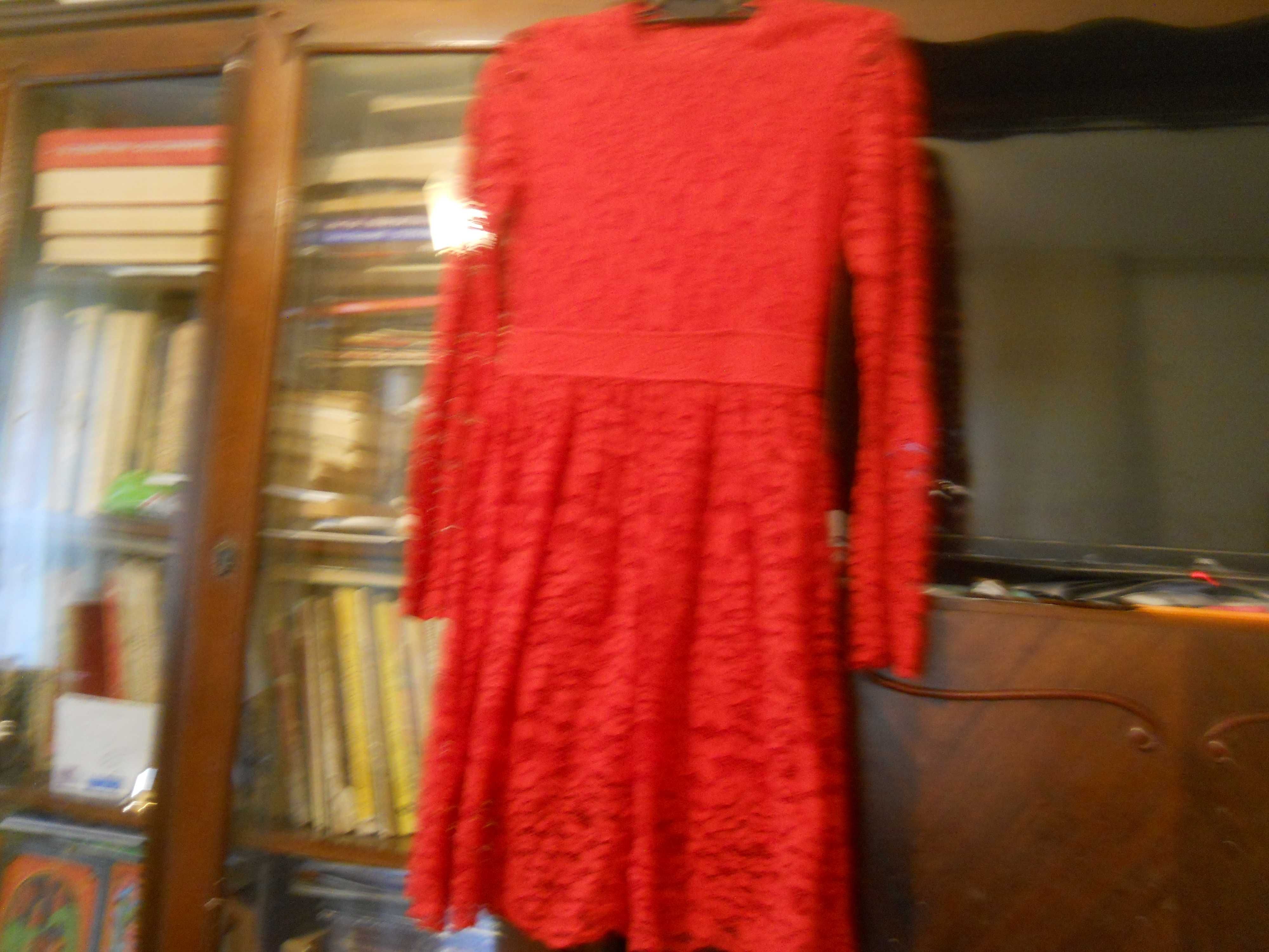 Rochie de dantela rosie Reserved 152 cm fete 10-11 ani