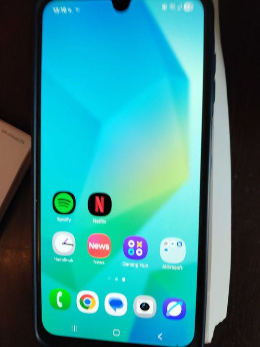 НОВ Samsung Galaxy A16 5G с гаранция