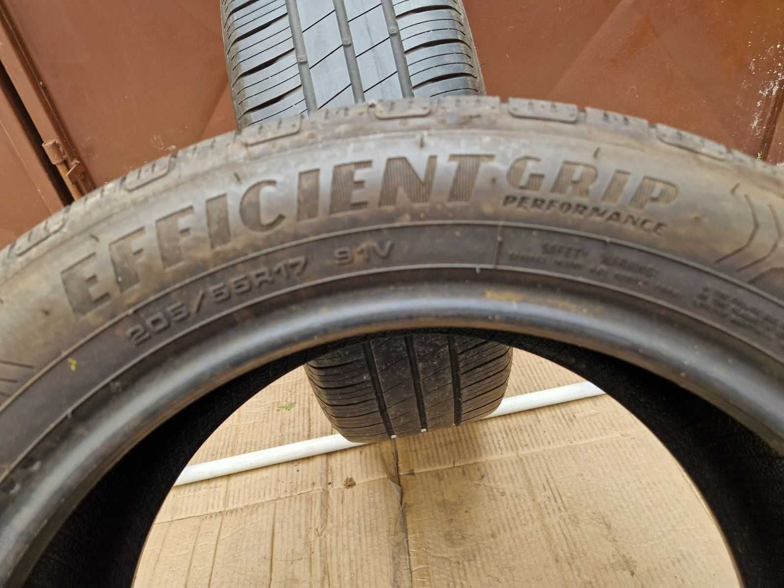 2 Goodyear R17 205/55
летни гуми
DOT1119