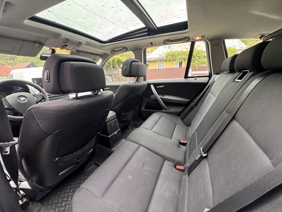 Bmw x3 2.0d 177cp x-drive /euro4/navi/cutie automata/panoramic