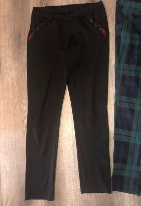 Pantaloni dama mărimea M