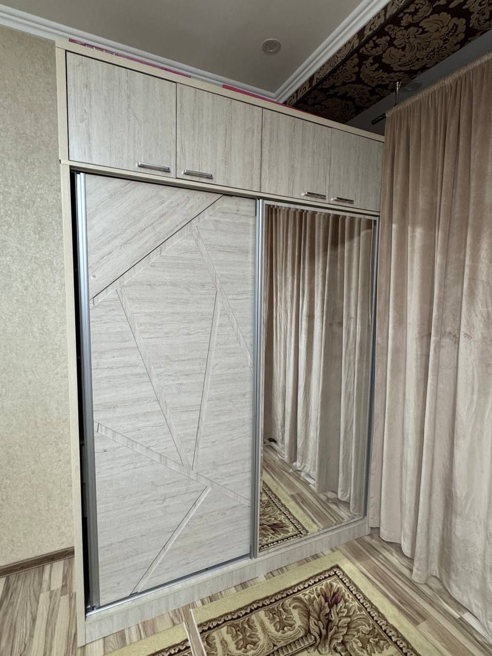 Mebel sotiladi idial