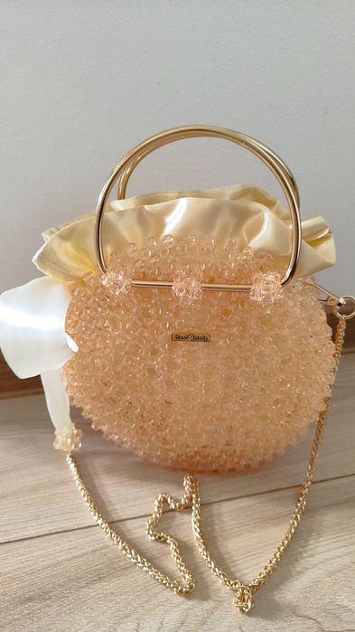 Чанта от мъниста