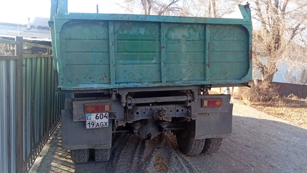 Продаётся зил 130