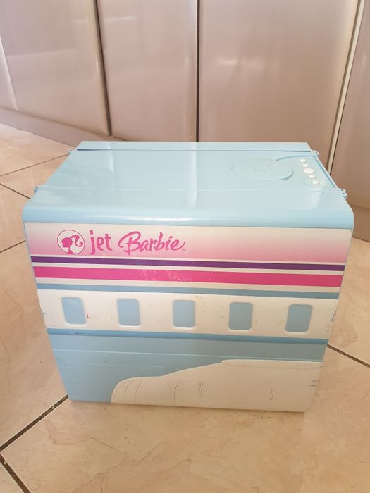 Голяма музикална къща на Barbie girl