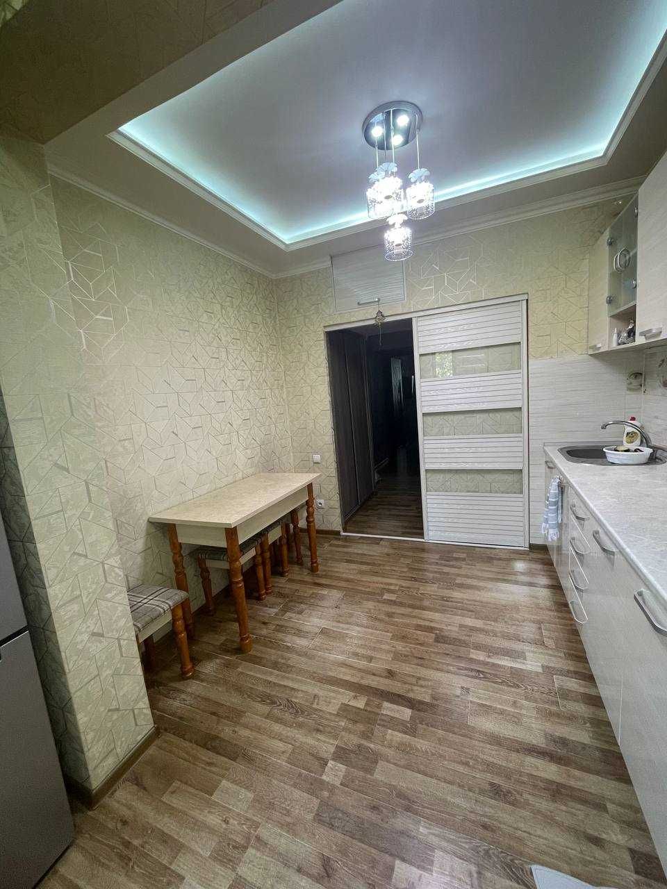 Продаю 2-х комнатную квартиру на юнусабаде-7
