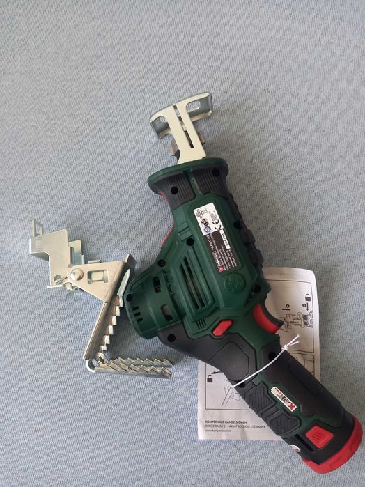 Lanterna portabilă cu LED-uri și alte scule parkside