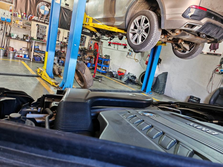 Dezmembrez BMW X6 E71 facelift N57