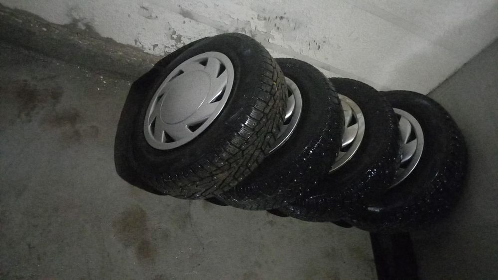 Продам шины с диской