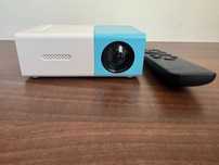 Videoproiector Compact