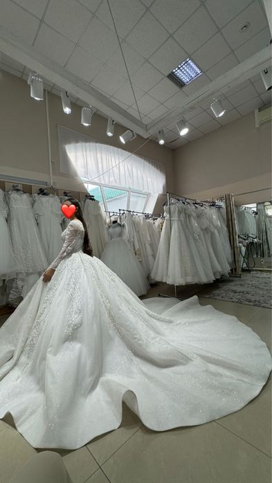 Свадебное платье