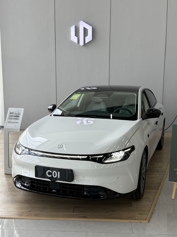 LEAPMOTOR C01 elektro 525km