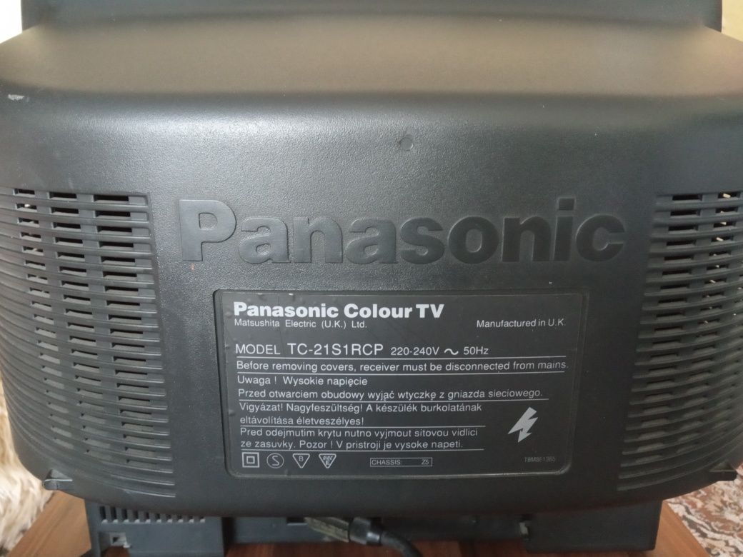 Телевизор Panasonic , CRT(киноскопен) 21" (инча)